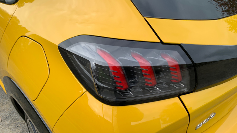 Peugeot 208 1.2 PureTech 100 GT 5dr Petrol Hatchback